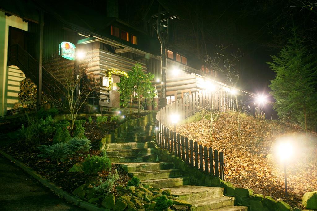 Koliba U Cerneho Medveda Hotel Zlin Luaran gambar