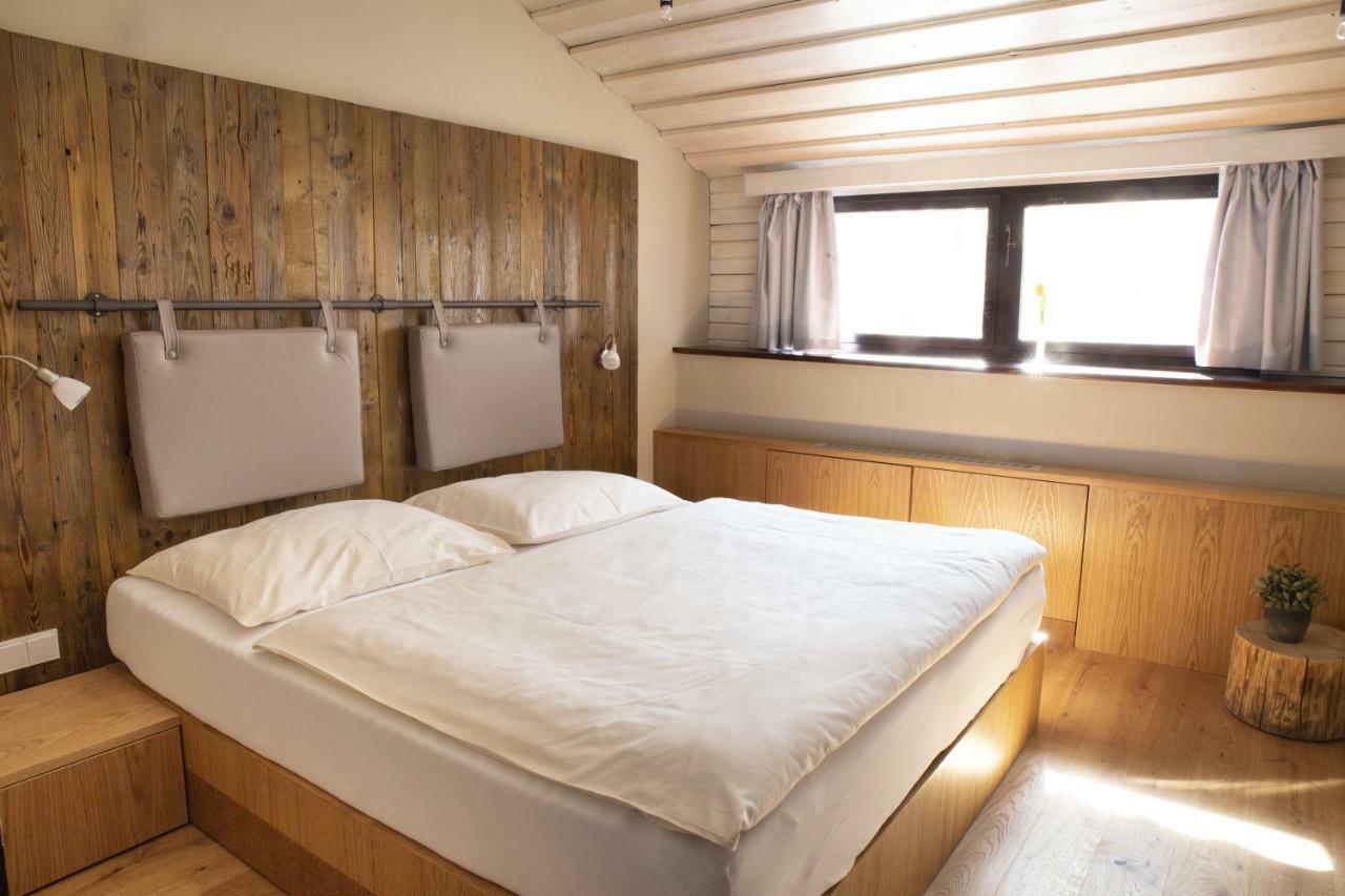 Koliba U Cerneho Medveda Hotel Zlin Luaran gambar