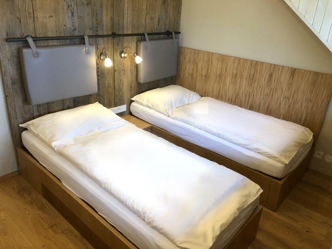 Koliba U Cerneho Medveda Hotel Zlin Luaran gambar